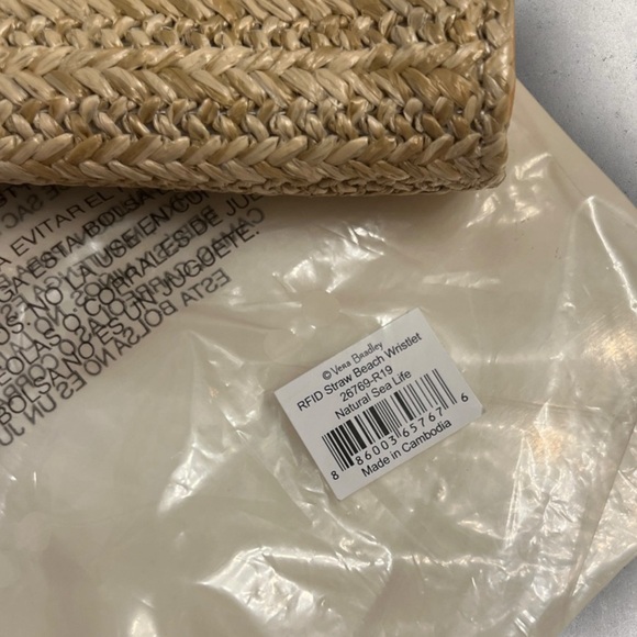 Vera Bradley RFID Straw Beach Wristlet - Picture 6 of 6